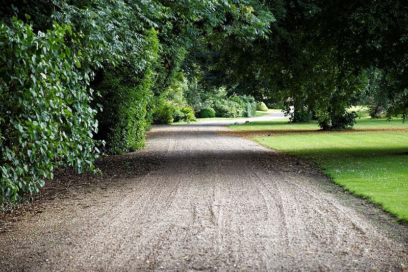 Tarmac vs gravel